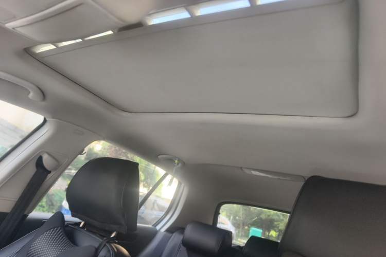 Used Volkswagen Golf 2012 1.6 Manual Comfort Edition Headliner