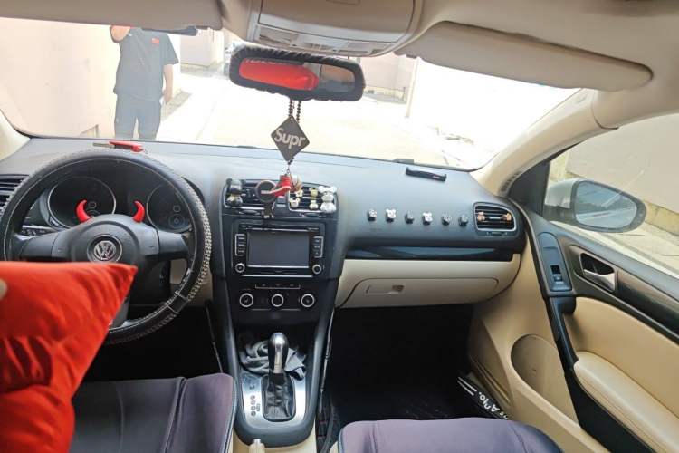 Used Volkswagen Golf 2012 1.4 TSI Automatic Comfort Edition Headliner