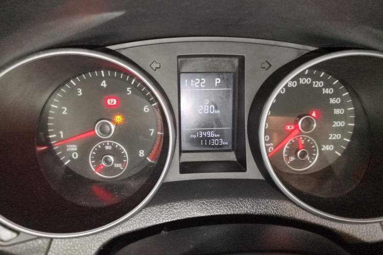 Used Volkswagen Golf 2012 1.4 TSI Automatic Comfort Edition Instrument Cluster