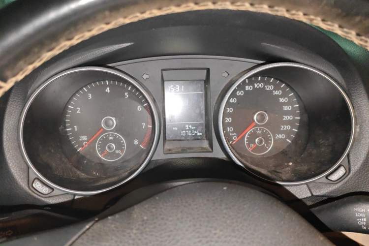 Used Volkswagen Golf 2012 1.4 TSI Automatic Comfort Edition Instrument Cluster