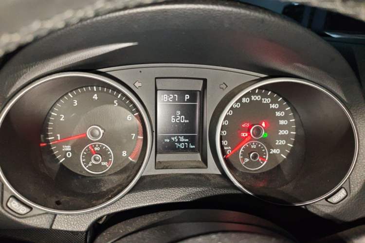 Used Volkswagen Golf 2012 1.6L Automatic Comfort Model Instrument Cluster