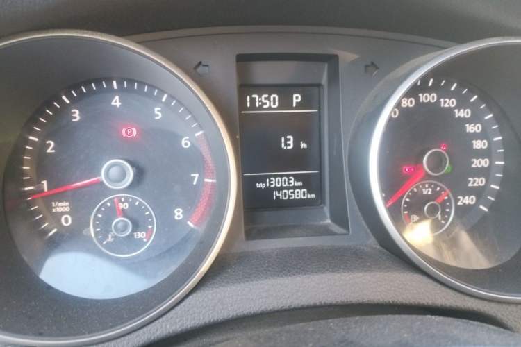Used Volkswagen Golf 2012 1.6L Automatic Comfort Model Instrument Cluster