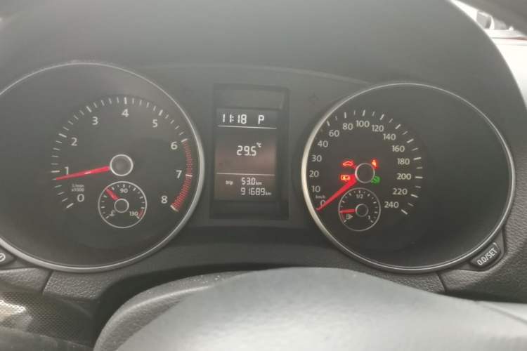 Used Volkswagen Golf 2012 1.6L Automatic Comfort Model Instrument Cluster