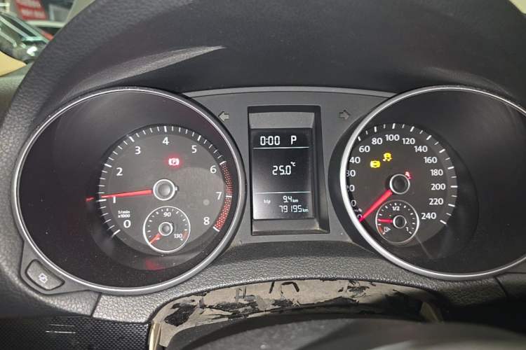 Used Volkswagen Golf 2012 1.6L Automatic Comfort Model Instrument Cluster