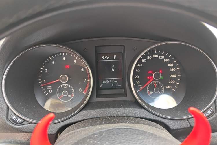 Used Volkswagen Golf 2012 1.4 TSI Automatic Comfort Edition Instrument Cluster