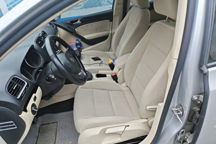 Used Volkswagen Golf 2012 1.4 TSI Manual Comfort Edition Left Front Seat