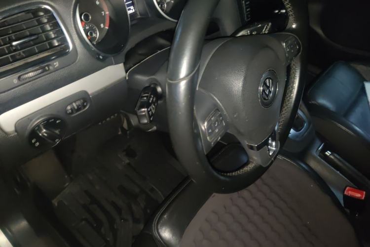 Used Volkswagen Golf 2012 1.4 TSI BlueMotion Edition Left Front Seat