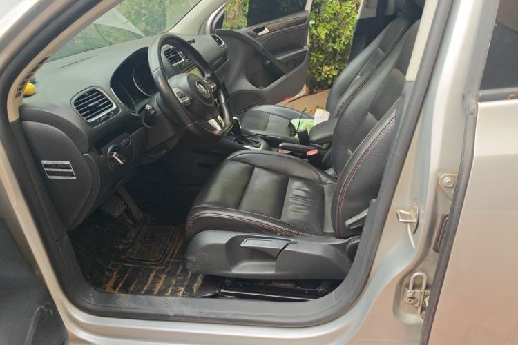 Used Volkswagen Golf 2012 1.6L Automatic Comfort Model Left Front Seat