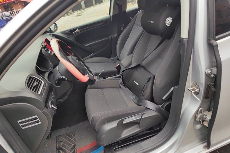 Used Volkswagen Golf 2012 1.6L Automatic Comfort Model Left Front Seat
