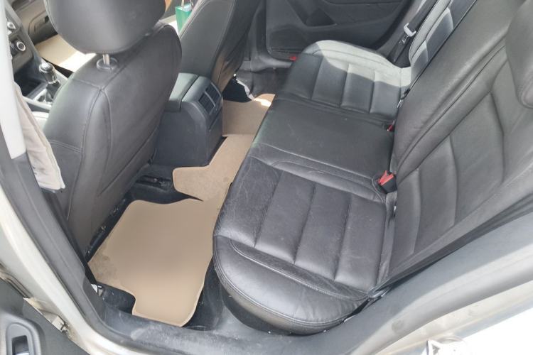 Used Volkswagen Golf 2012 1.4 TSI Manual Comfort Edition Left Rear Seat