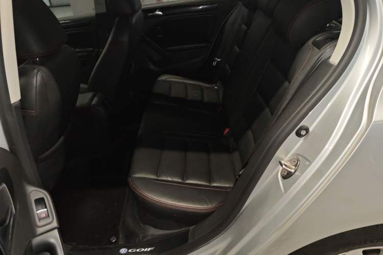 Used Volkswagen Golf 2012 1.6L Automatic Comfort Model Left Rear Seat