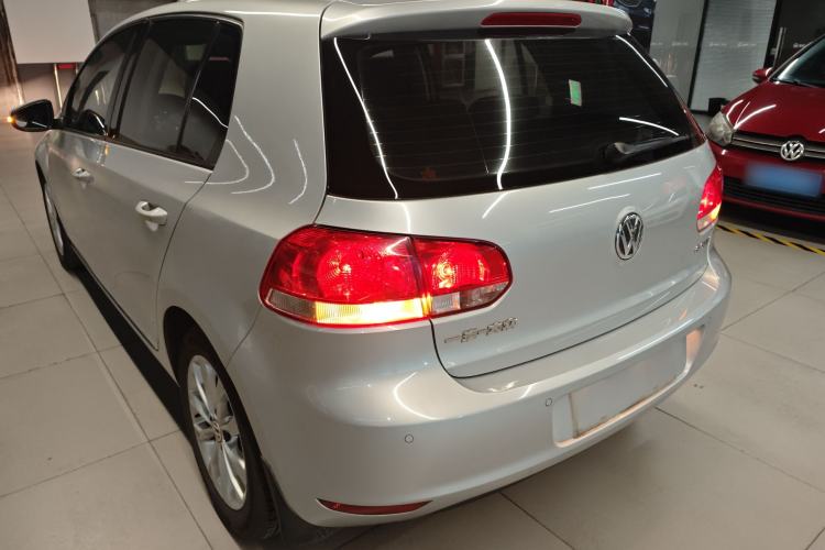 Used Volkswagen Golf 2012 1.6L Automatic Comfort Model Rear Left 45 Deg