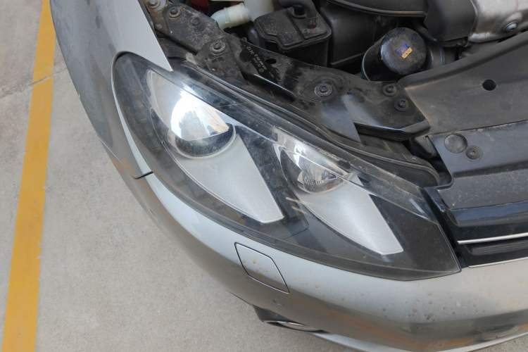 Used Volkswagen Golf 2012 1.4TSI Luxury Convertible Edition Right Front Headlight