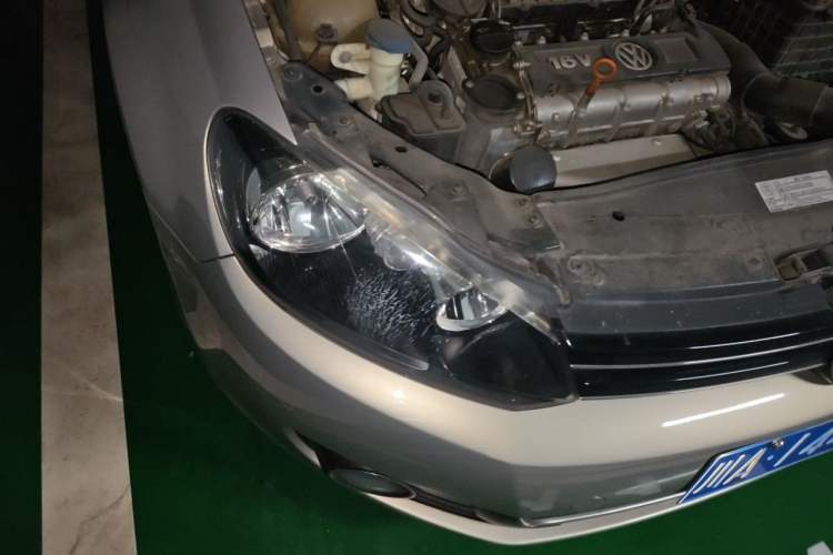 Used Volkswagen Golf 2012 1.6L Automatic Comfort Model Right Front Headlight