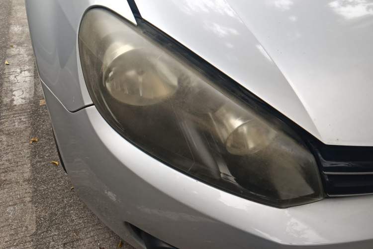 Used Volkswagen Golf 2012 1.6L Automatic Comfort Model Right Front Headlight