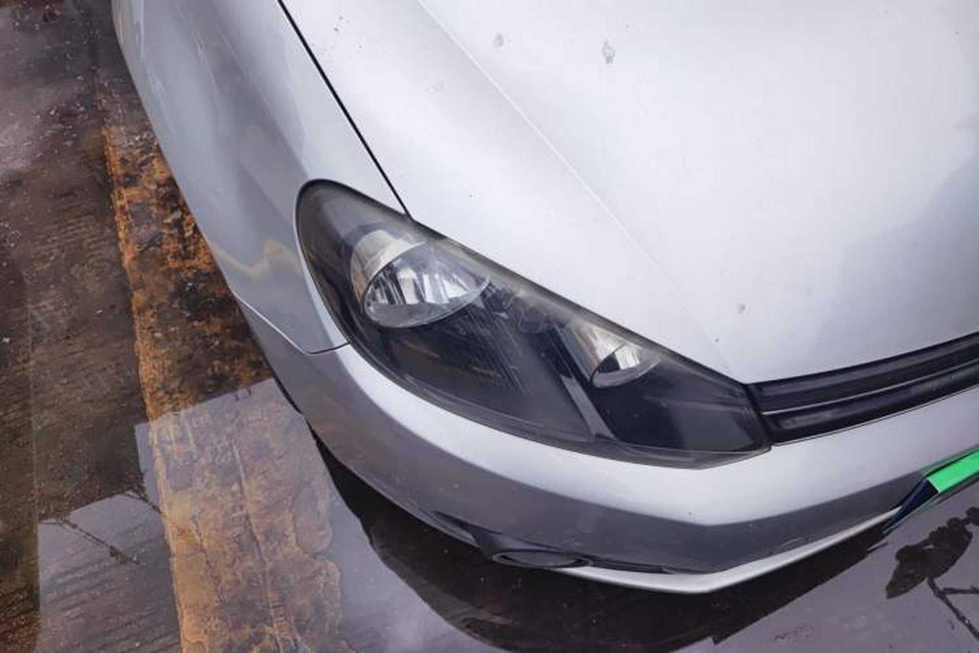 Used Volkswagen Golf 2012 1.6L Automatic Comfort Model Right Front Headlight