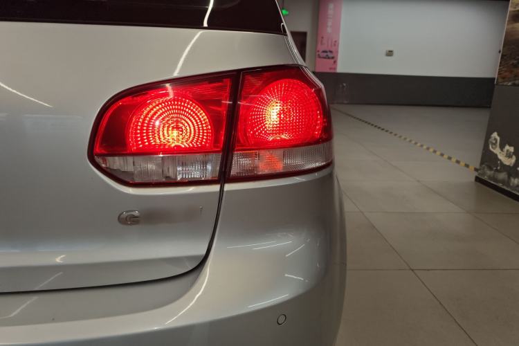 Used Volkswagen Golf 2012 1.6L Automatic Comfort Model Right Rear Taillight