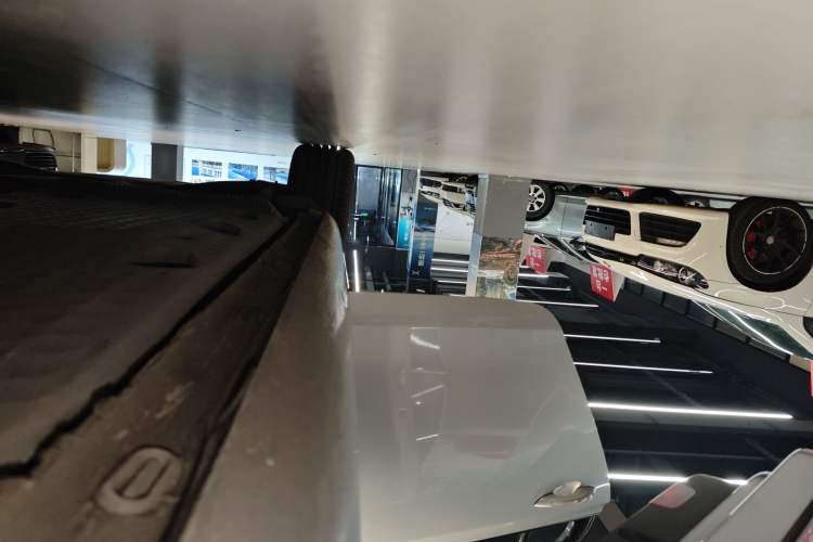 Used Volkswagen Golf 2012 1.6L Automatic Comfort Model Right Side Sill