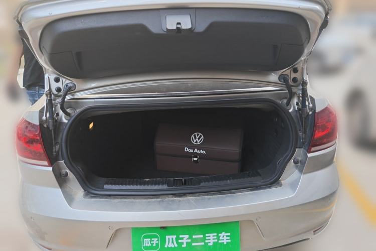 Used Volkswagen Golf 2012 1.4TSI Luxury Convertible Edition Trunk