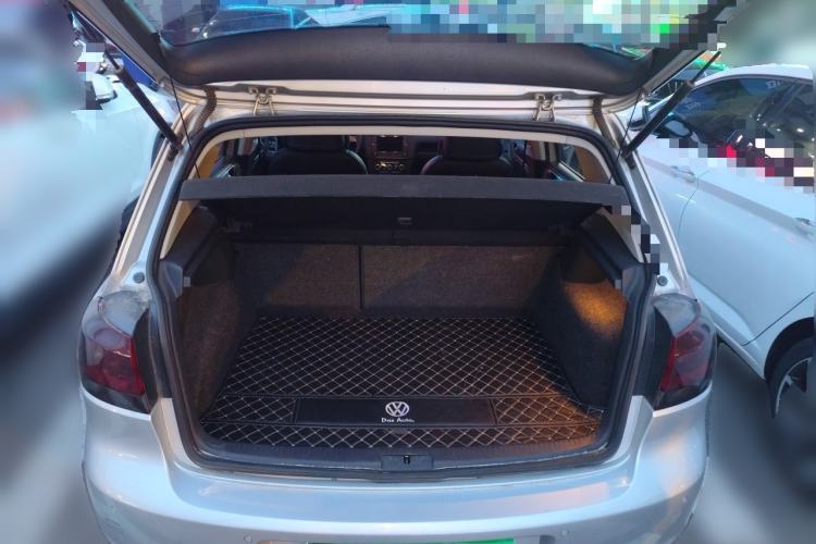 Used Volkswagen Golf 2012 1.6L Automatic Comfort Model Trunk