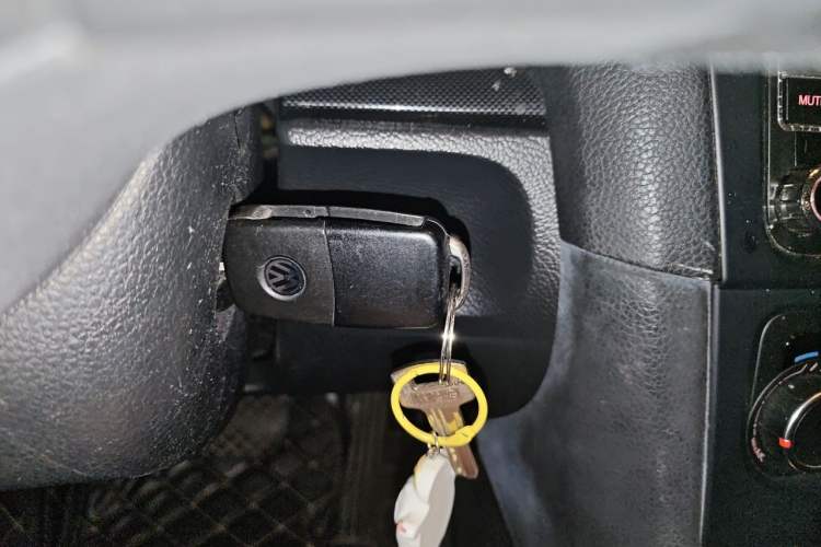 Used Volkswagen Golf 2012 1.6L Automatic Comfort Model Vehicle Key