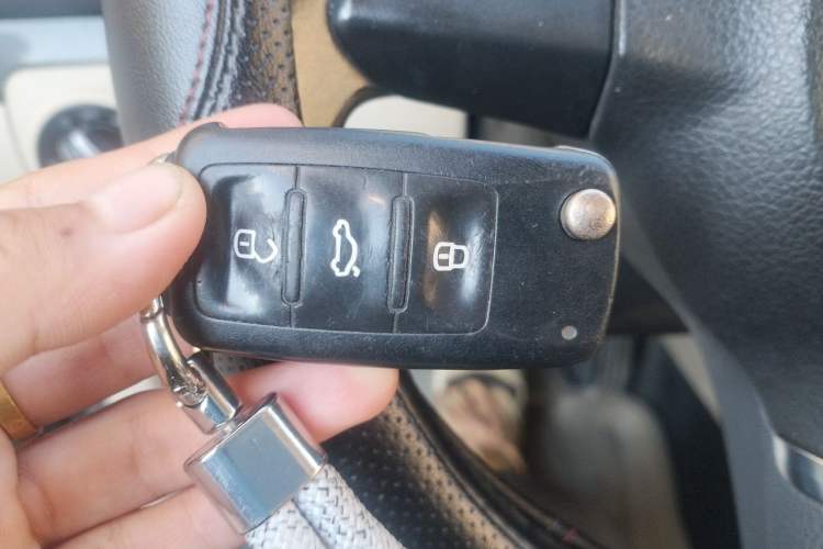 Used Volkswagen Golf 2012 1.6L Automatic Comfort Model Vehicle Key