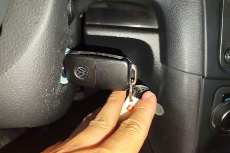 Used Volkswagen Golf 2012 1.6L Automatic Comfort Model Vehicle Key