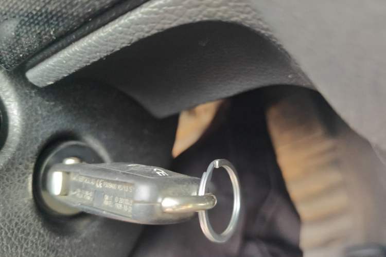 Used Volkswagen Golf 2012 1.6L Automatic Comfort Model Vehicle Key