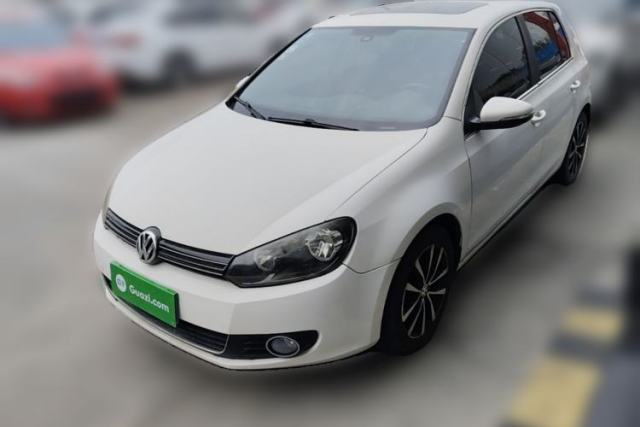 Ojetý Volkswagen Golf 2012 1.4TSI Automatic Luxury Edition