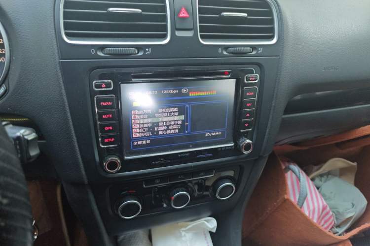 Used Volkswagen Golf 2012 1.4 TSI Automatic Comfort Edition Audio And AC Panel