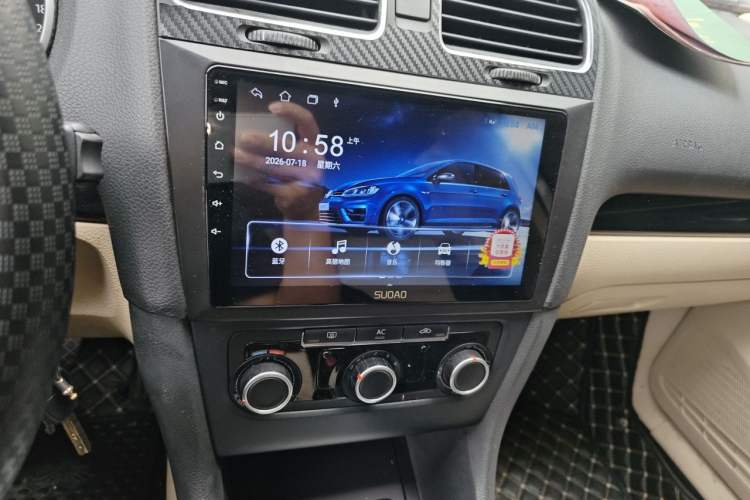 Used Volkswagen Golf 2012 1.6L Automatic Comfort Model Audio And AC Panel