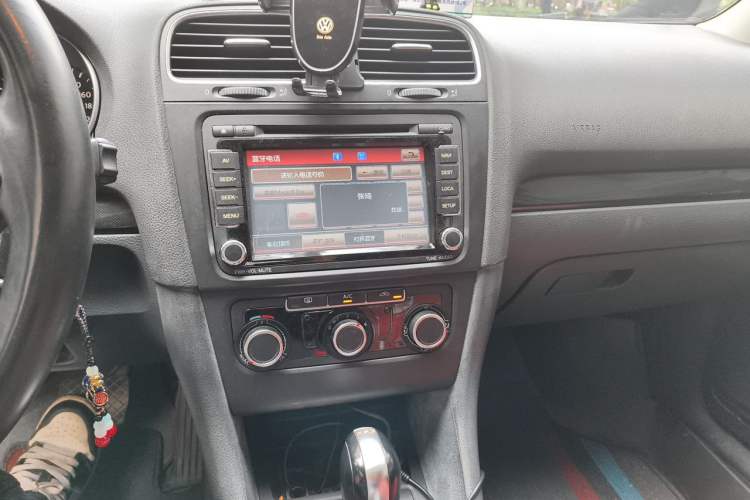 Used Volkswagen Golf 2012 1.4 TSI Automatic Comfort Edition Audio And AC Panel