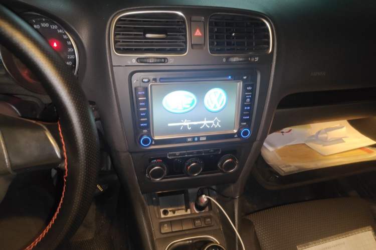 Used Volkswagen Golf 2012 1.4 TSI Manual Comfort Edition Audio And AC Panel
