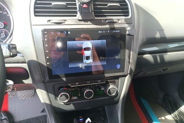 Used Volkswagen Golf 2012 1.4 TSI Automatic Comfort Edition Audio And AC Panel