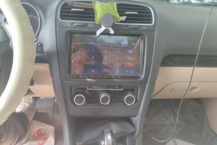 Used Volkswagen Golf 2012 1.4 TSI BlueMotion Edition Audio And AC Panel