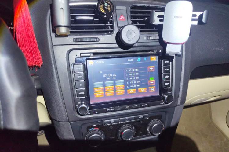Used Volkswagen Golf 2012 1.4 TSI Automatic Comfort Edition Audio And AC Panel