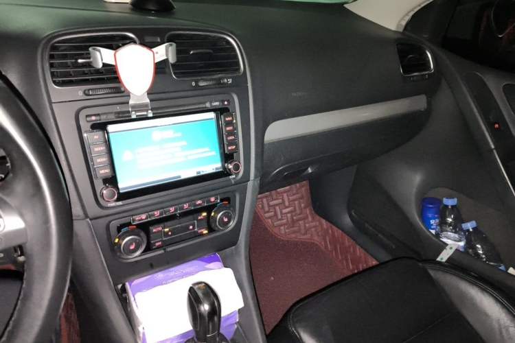 Used Volkswagen Golf 2012 1.4TSI Automatic Luxury Edition Audio And AC Panel
