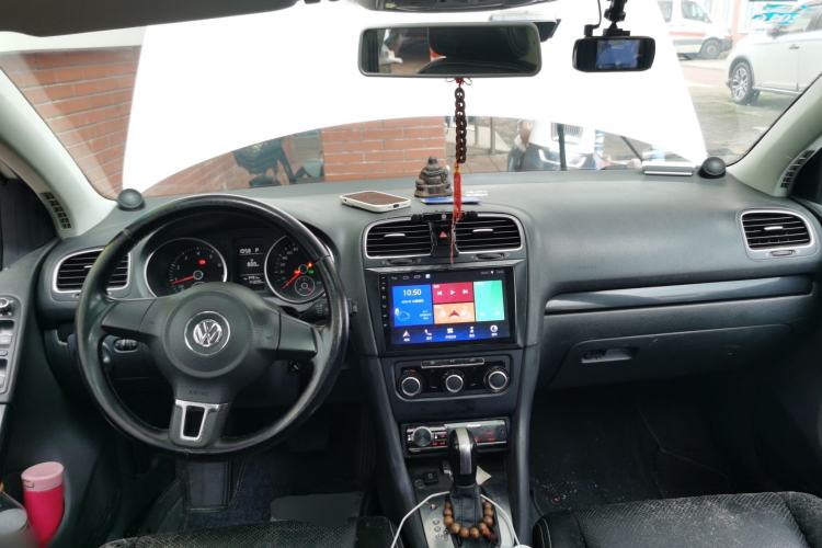 Used Volkswagen Golf 2012 1.4 TSI Automatic Comfort Edition Center Console