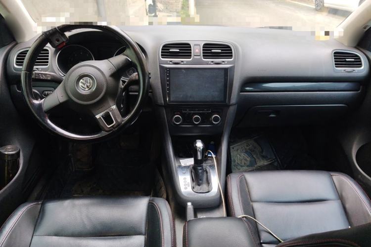 Used Volkswagen Golf 2012 1.4 TSI Automatic Comfort Edition Center Console