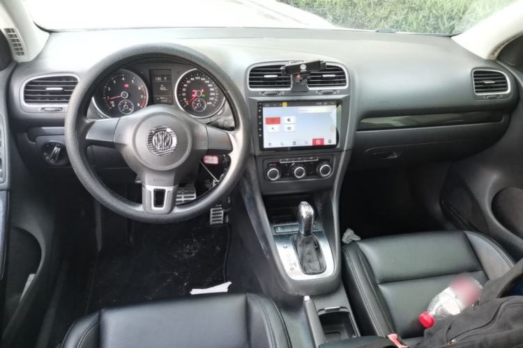 Used Volkswagen Golf 2012 1.4 TSI Automatic Comfort Edition Center Console