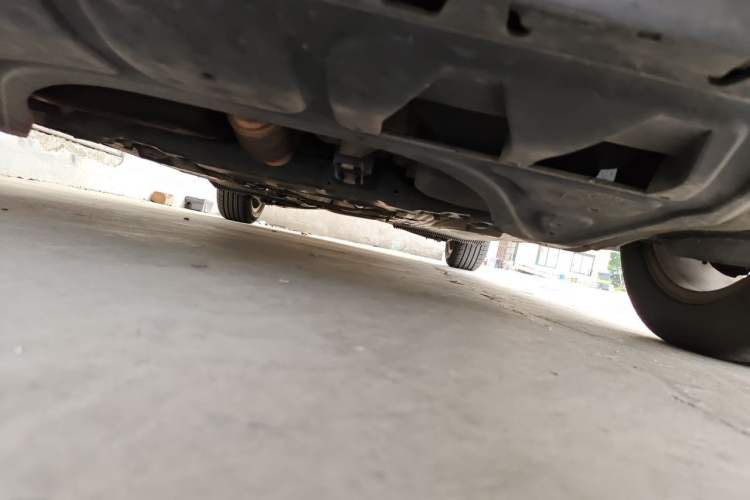 Used Volkswagen Golf 2012 1.6L Automatic Comfort Model Chassis Front