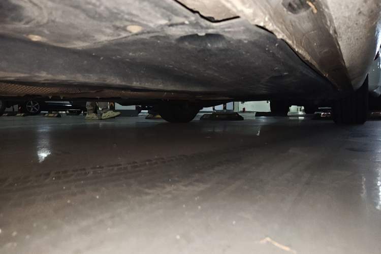 Used Volkswagen Golf 2012 1.6L Automatic Comfort Model Chassis Front Left
