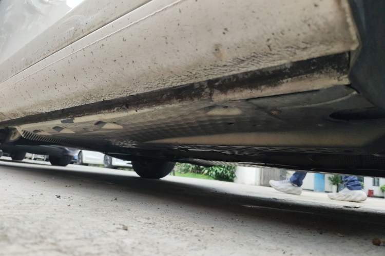 Used Volkswagen Golf 2012 1.6L Automatic Fashion Model Chassis Front Right