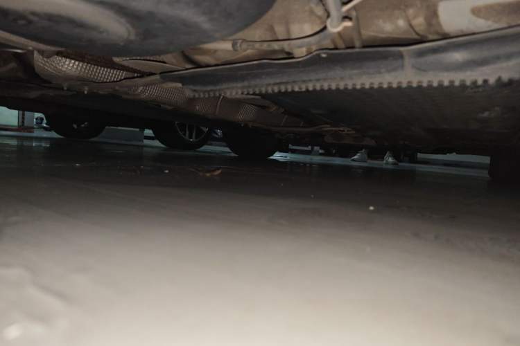 Used Volkswagen Golf 2012 1.6L Automatic Comfort Model Chassis Front Right