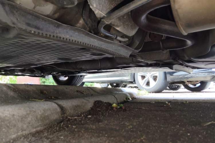 Used Volkswagen Golf 2012 1.6 Manual Comfort Edition Chassis Rear Left