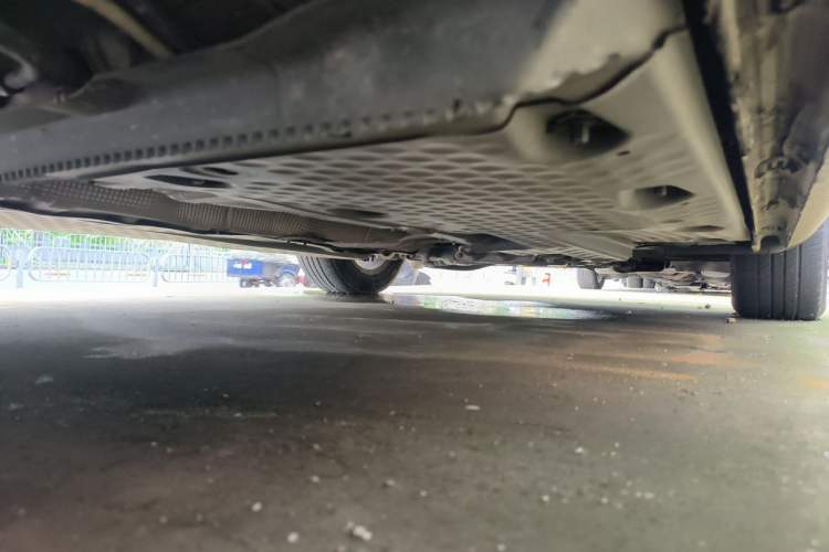 Used Volkswagen Golf 2012 1.6L Automatic Fashion Model Chassis Rear Right
