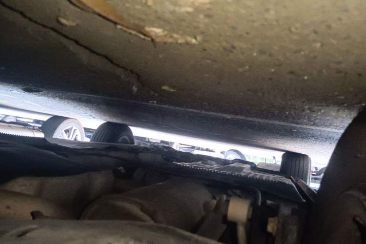 Used Volkswagen Golf 2012 1.6L Automatic Fashion Model Chassis Rear
