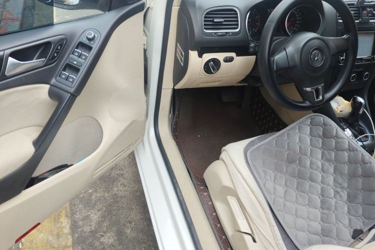 Used Volkswagen Golf 2012 1.6L Automatic Comfort Model Driver Seat