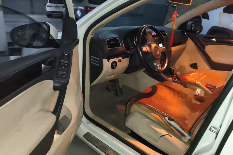 Used Volkswagen Golf 2012 1.6L Automatic Comfort Model Driver Seat