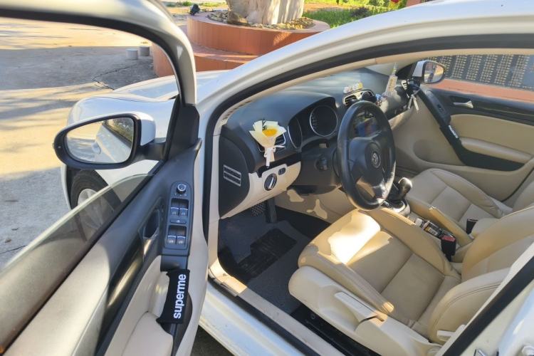 Used Volkswagen Golf 2012 1.4 TSI Automatic Comfort Edition Driver Seat